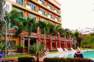Leuxay Hotel, Superior