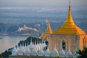 Kuthodaw Pagoda